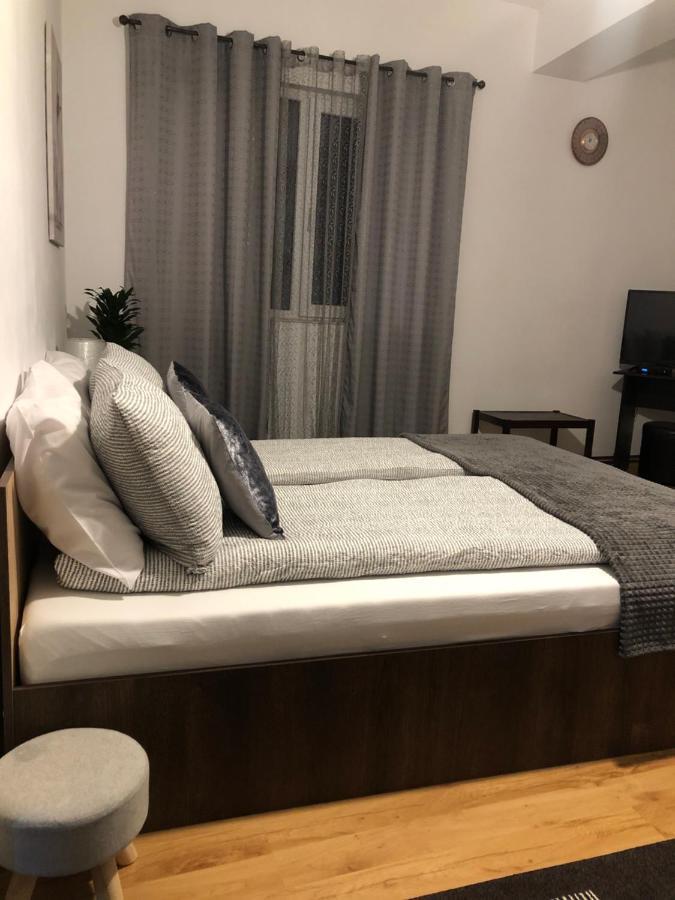 Апартаменты Apartament Basak 2 Дева Экстерьер фото